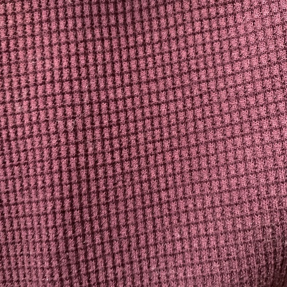 Maroon TNA hooded long sleeve - Picture 2 of 4